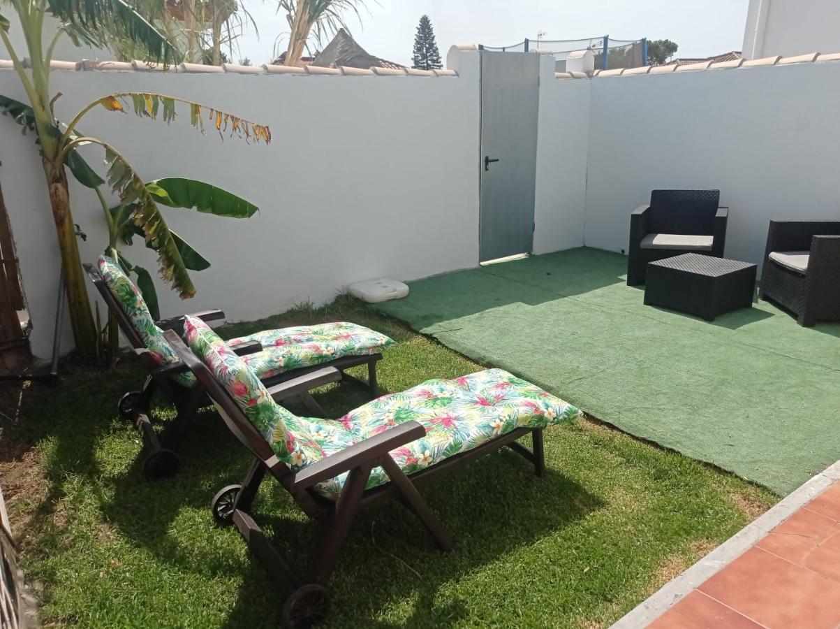 Habitacion Privada Con Bano Y Jardin Privado Chiclana de la Frontera Exterior photo